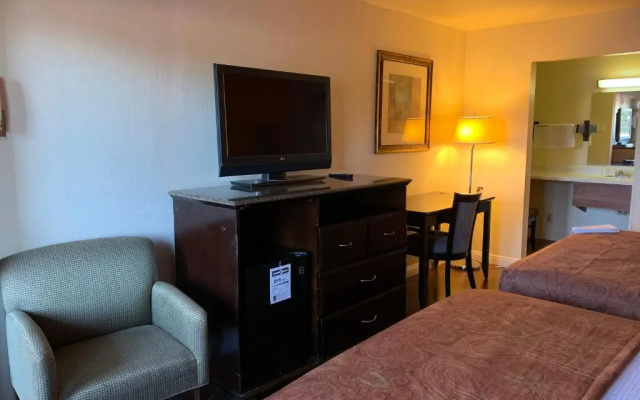 EZ 8 Motel Lancaster