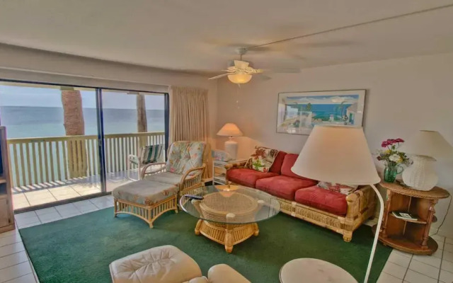 218 Las Brisas Bayfront Condos 3 Bedroom Condo by RedAwning