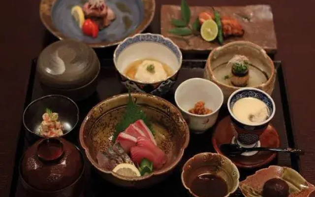 Hosenbo Lodge