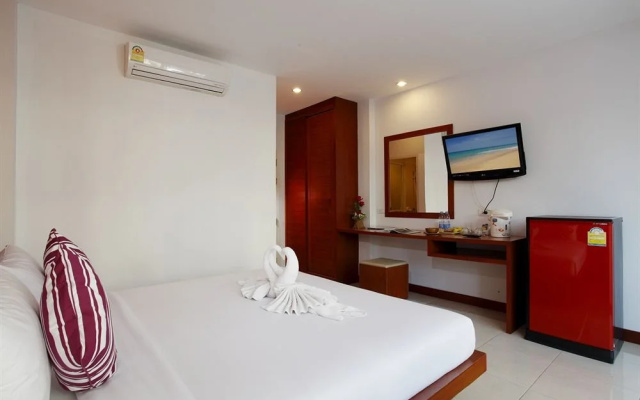 B-Bossa Patong Hotel