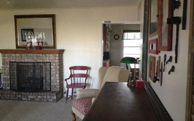 The Hoffmann Vacation Rental Bed & Breakfast