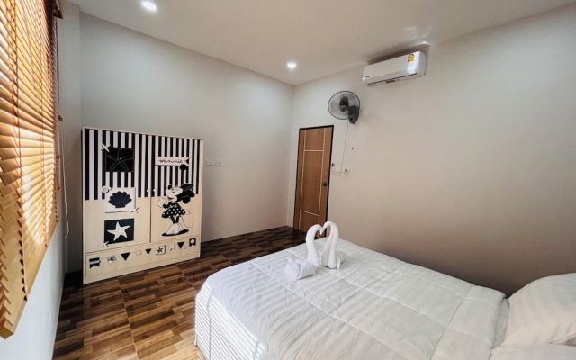 Villa Ao Nang Krabi with a free car