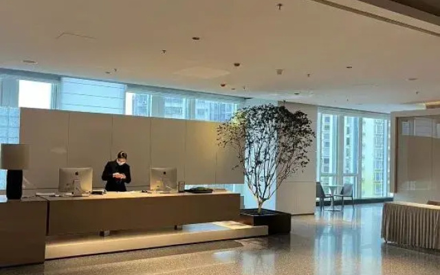 Shenzhen Fuxuan Service Apartment (Zhongzhou Sungang Subway Station)