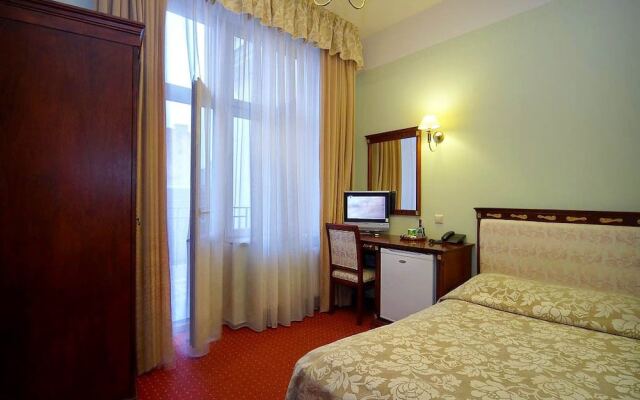 Отель Garden Palace Hotel Латвия, Рига - - забронировать отель Garden Palace Hotel, цены и фото номеров комната для гостей