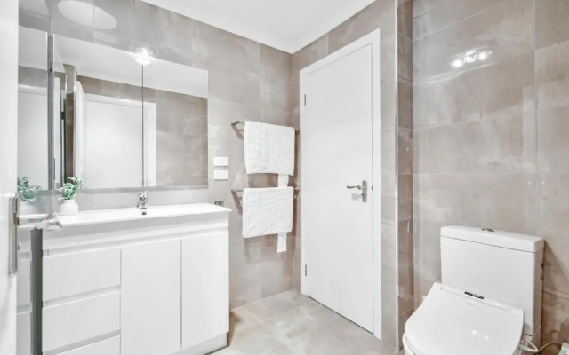 Lovely 3 bedroom unit