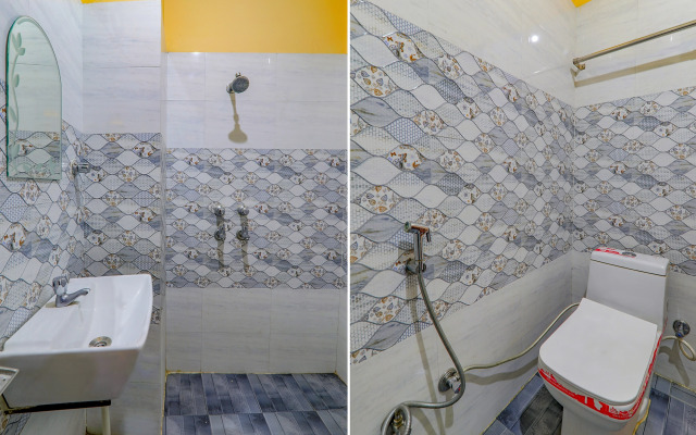 Fabhotel Shree Galaxy