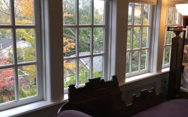 Judson Heath Colonial Inn