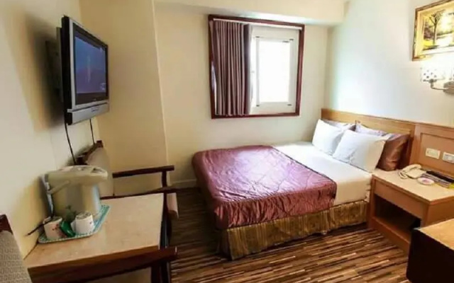 Lo Fo Hotel