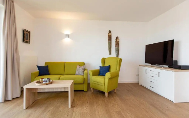 2 Zimmerapartment optional Bootsliegeplatz P6A2