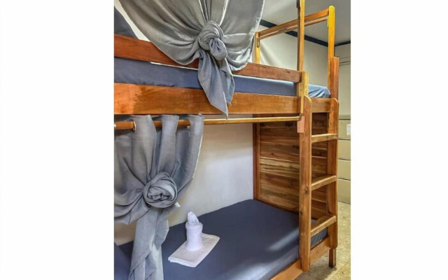 Hello Hostel