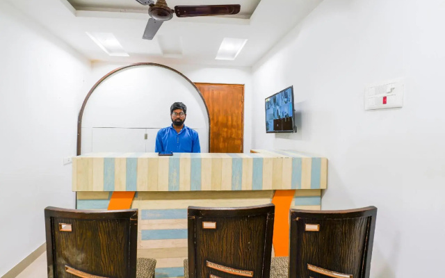 Sa Thirumala Residency by OYO Rooms