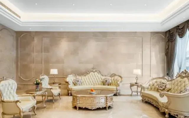 Vienna International Hotel (Chongqing Dazu Center)