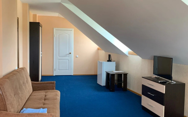 Mari - Anna Hotel