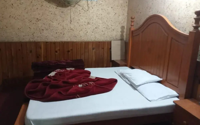 New Shabistan Hotel