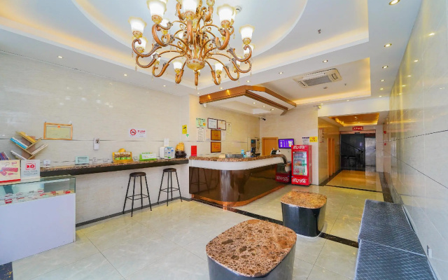 Qingzhu Hotel - Yayue Branch Shanghai East Nanjing Road Pedestrian Street