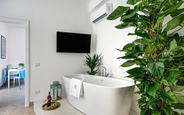 Waves Apartment