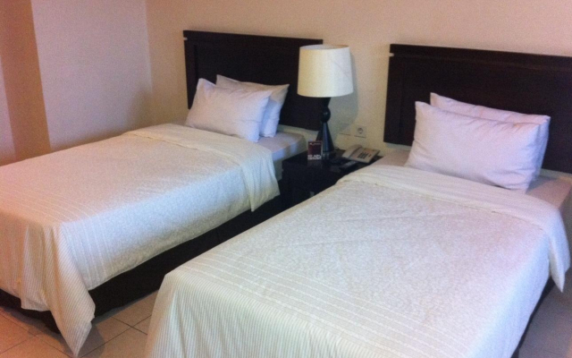 Guntur Hotel