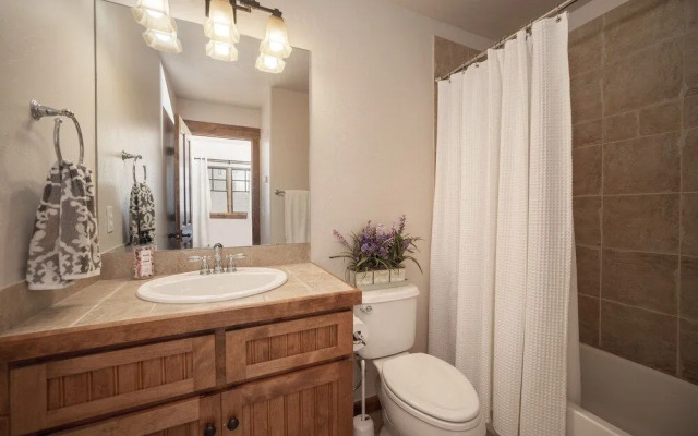 Bear Trail 3 Bedroom Townhouse by RedAwning