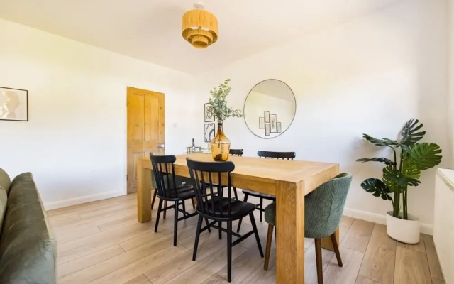 The Finchley Bolthole - Delightful 2bdr Flat