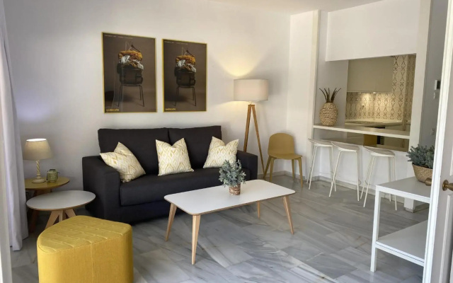 Luminoso apartamento en segunda línea playa 436