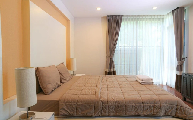 4 Br Private Villa in V49 Pattaya w/ Village Pool