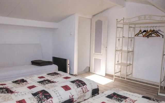Holiday Home Les Oliviers - TSH111