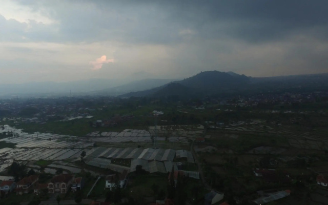 Puncak Resort Gede 17 By Aryaduta