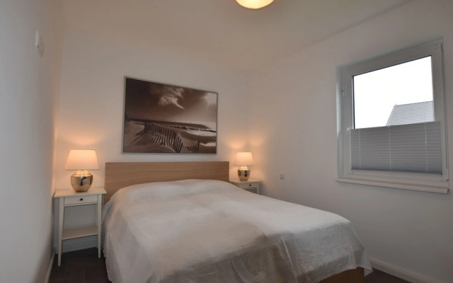 Modern Holiday Home in Pepelow with Sea Nearby