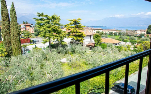 Отель AHG Donna Silvia Wellness Hotel