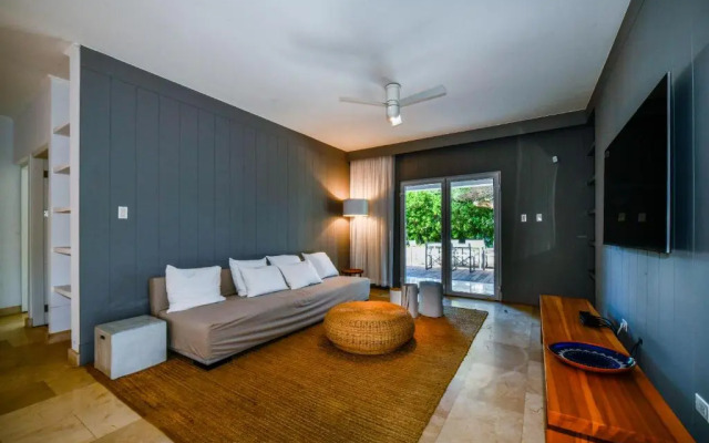 Malmok Luxury Villa