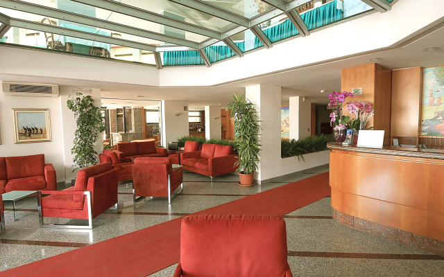 COLORADO Hotel snc by Prandolini Floria & C