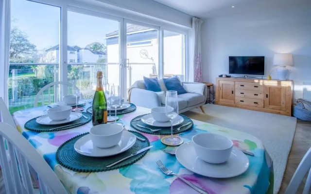 Footsteps - 2 Bedroom Apartment - Saundersfoot