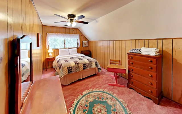 Conifer - 4 Br Home