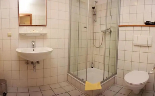 Aviva Apartment Hotel