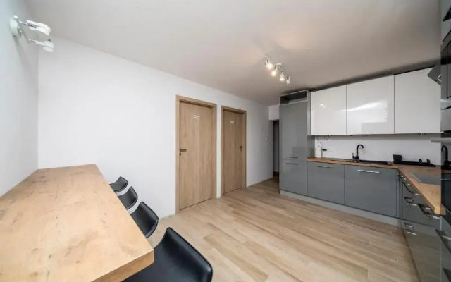 6 Cities Rooms