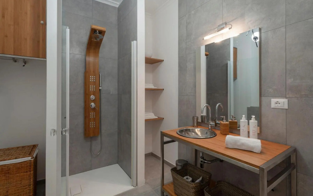Dock 10 Apartments By Wonderful Italy
