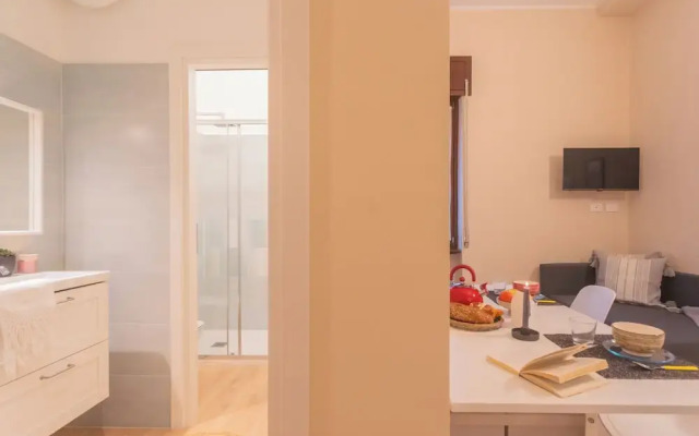 Simar Apartments nearby Como S.G. Train Station by Rent all Como