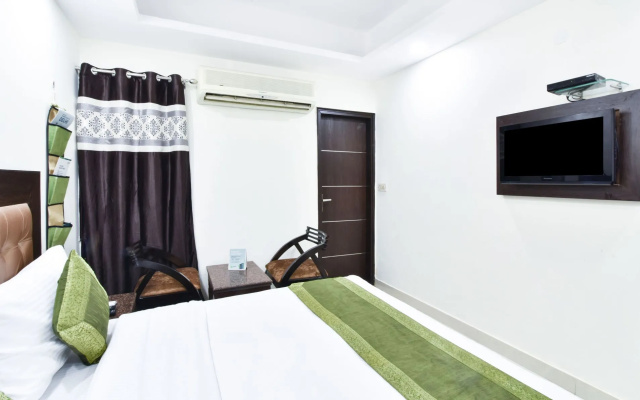 Capital O 48270 Hotel Mehar Castle