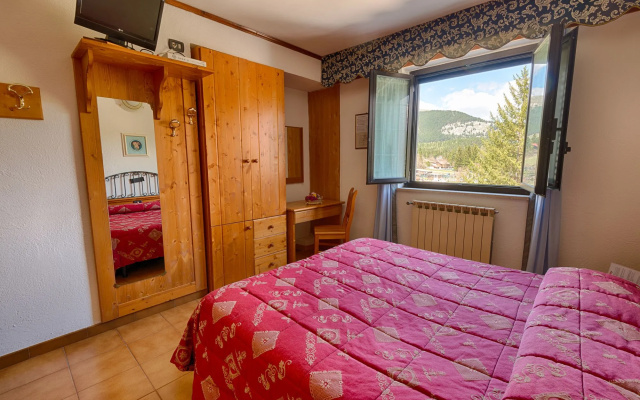 Hotel Iris