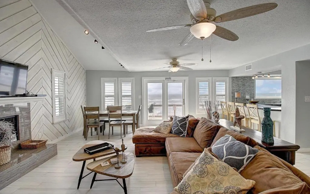 Water's Edge 6LC