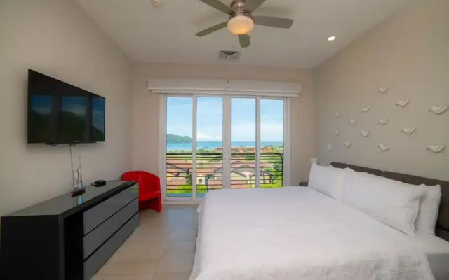 Miramar 2D -3 Bedr 3 Bath Ocean View