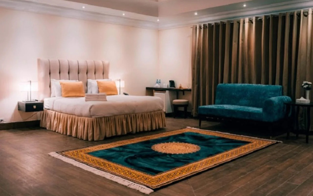 Falettis Grand Bahawalpur