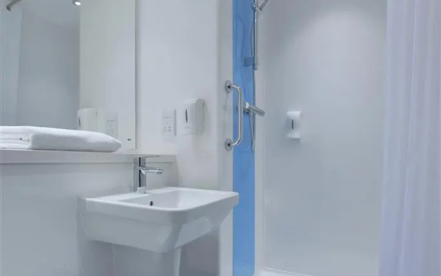 Travelodge Tewkesbury