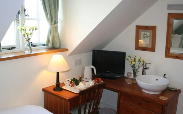 Latchetts Cottage
