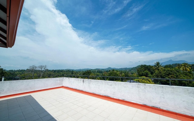 OYO 576 Dazzling Villa