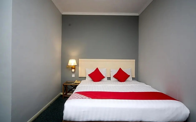 OYO 563 Jockey Lodge Hotel