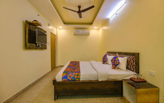 Fabhotel Kanta Shrawan Arcade