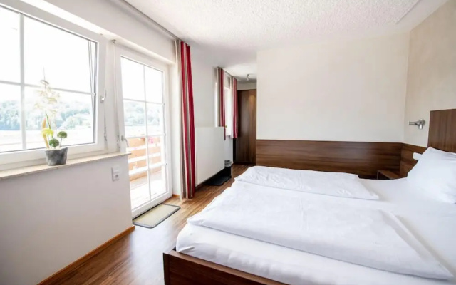 Garni Hotel Henn