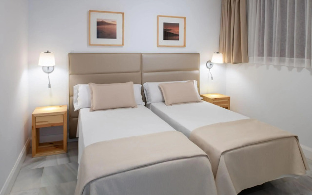 Aparthotel Parque Santiago IV