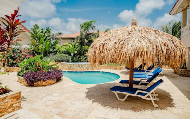 Impressive 2-bedroom Apartment 2km From Eagle Beach